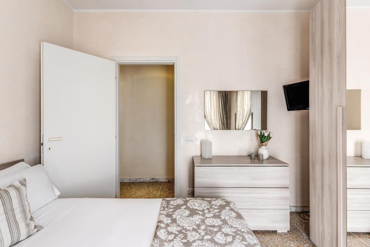Rdd Apartment โรม ภายนอก รูปภาพ